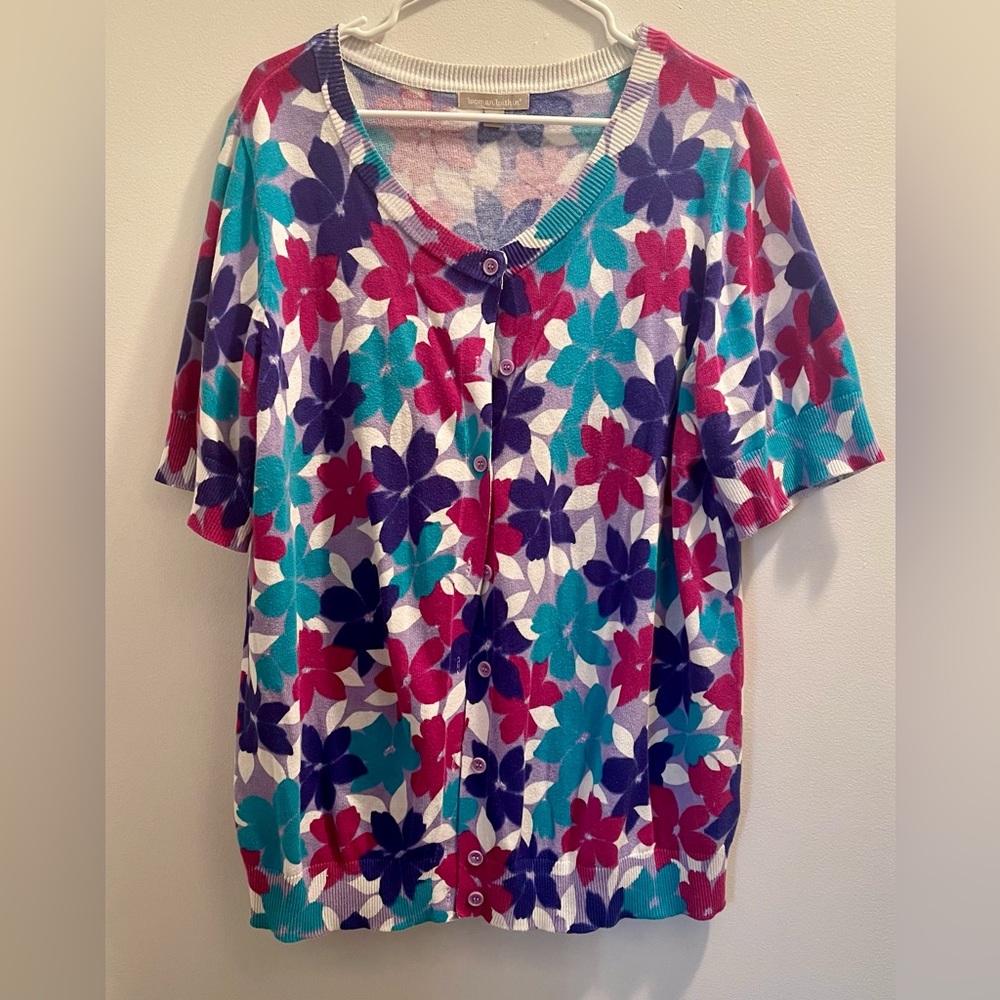 Floral short sleeved cardigan